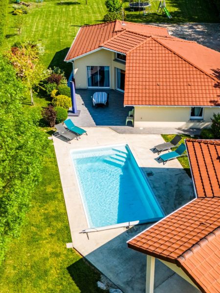 Aménagements-piscine-extérieur-Renaud-batiment-Ain-villa